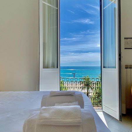 Hotel Alba Chiara Finale Ligure Luaran gambar